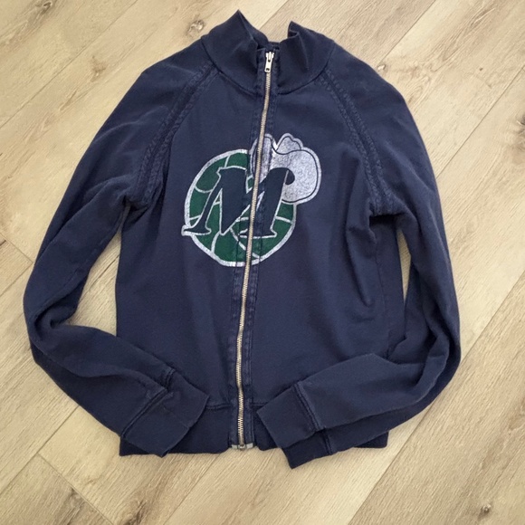 Throwback Dallas Mavericks zip up - Picture 1 of 4